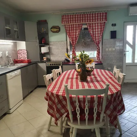 Rio - Obronci Fruske Gore Villa Slankamen Vinogradi